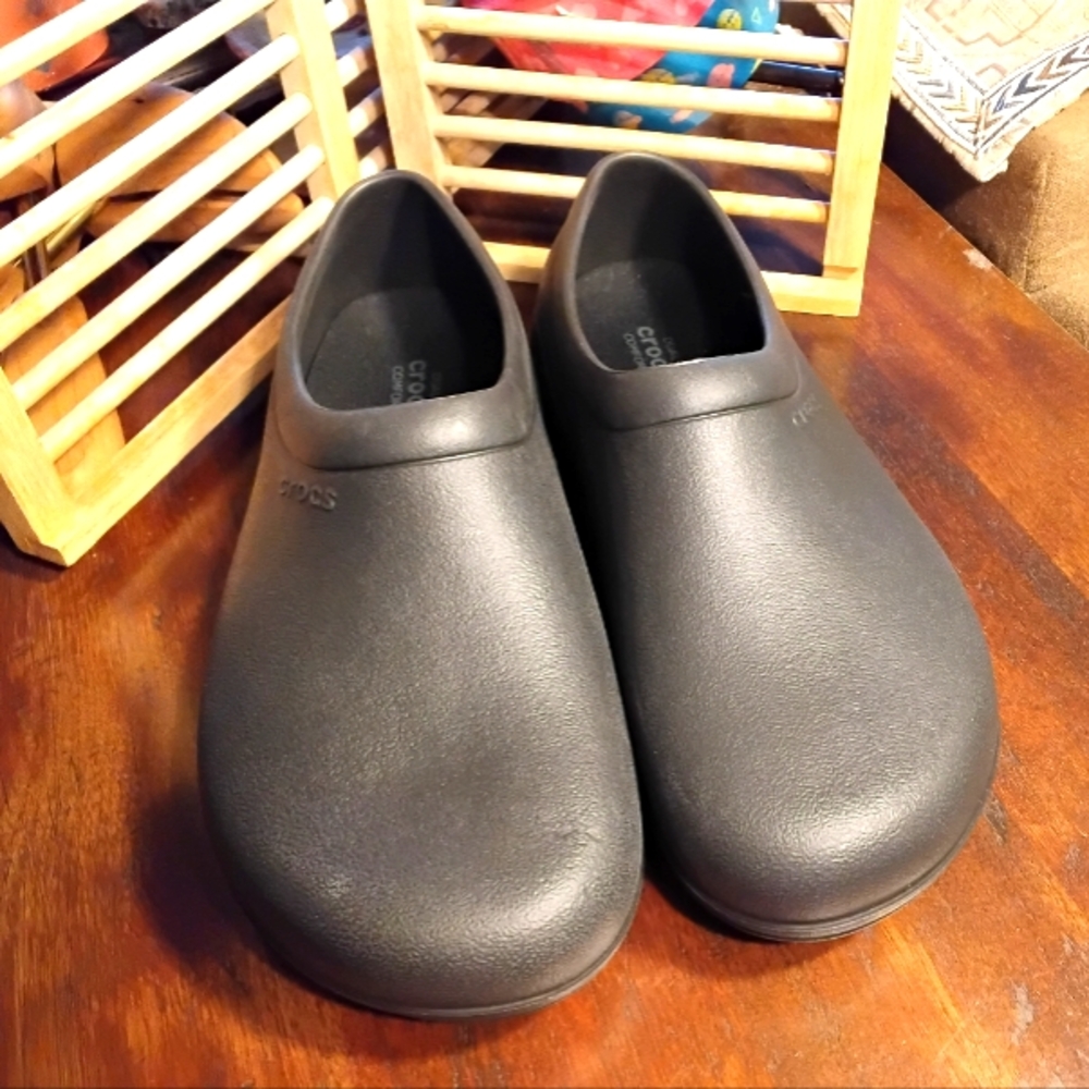 Crocs On the Clock Work Slip on Clogs Slip Resistant Black Size Men's 11